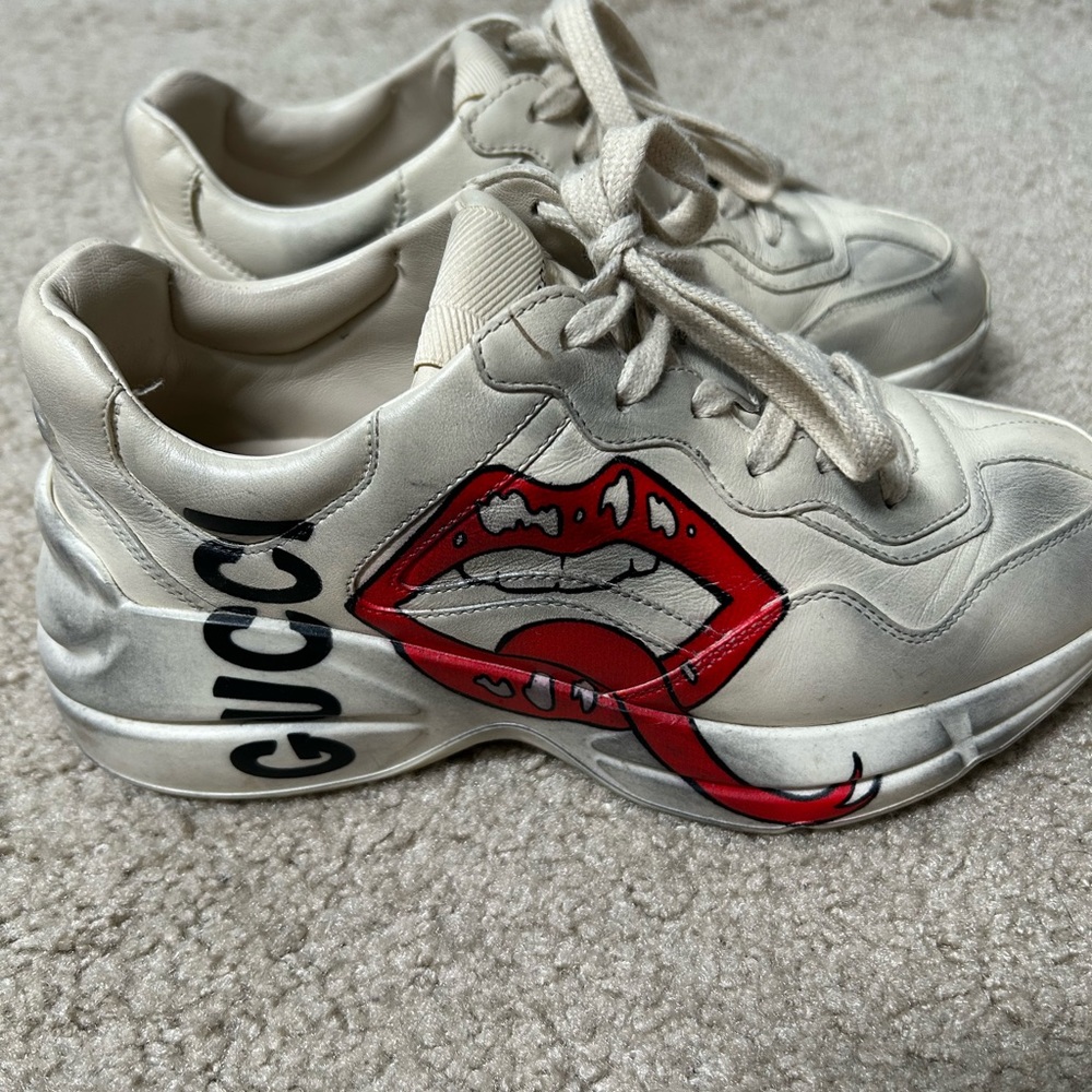 Gucci sneakers